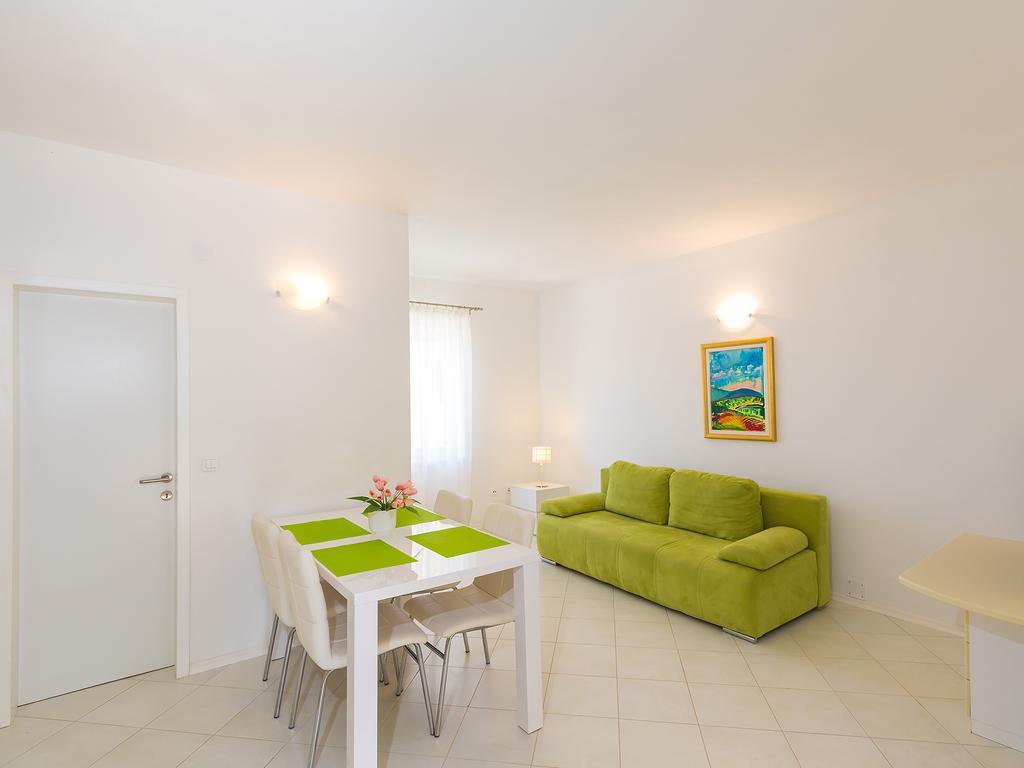 Apartments Gala Пореч Экстерьер фото