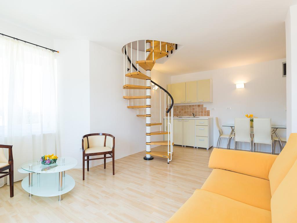Apartments Gala Пореч Экстерьер фото